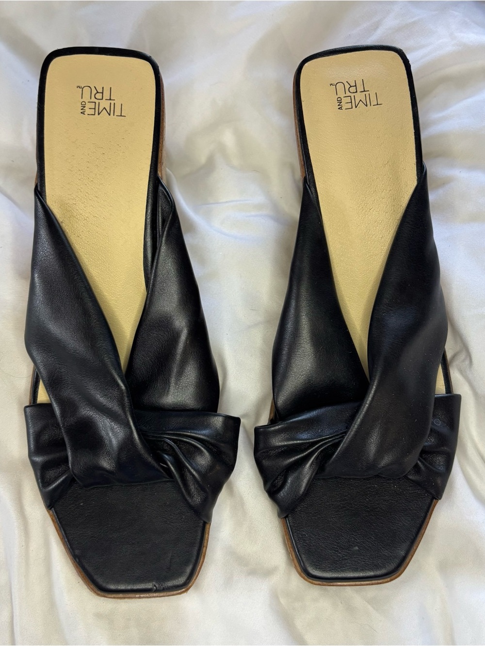 Time and Tru Black Twisted Mule Sandals